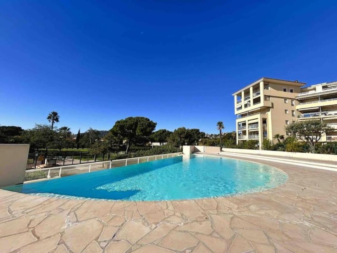 Il Gioiello : Apt 2 Pers, Clim, Piscine, Parking Antibes Exterior photo